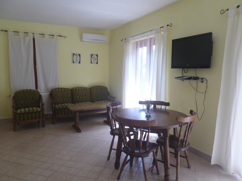 Apartment Jana Štinjan Extérieur photo